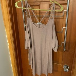 NWT Charlotte Russe Cold Shoulder Top